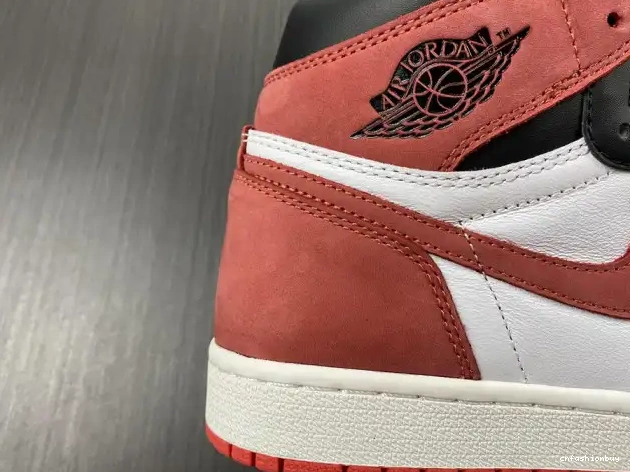 Air Jordan Retro High 'Track Red' 1 OG 555088-112 0425